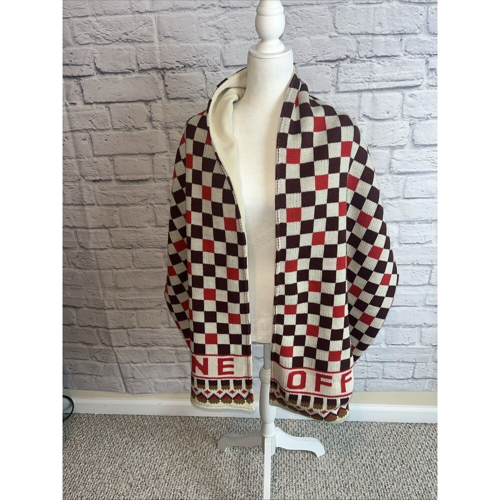 Aeri Offline NWT Checked Wearable Cozy Checked Blanket One Size